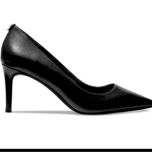 New Shoes Michael kors flex mid pump color black size 6.5